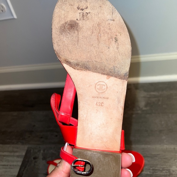 Orange Chanel sandals - Picture 4 of 4
